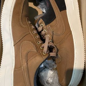 📍SOLD📍Nike Air Force 1 '07 Premium x Carhartt